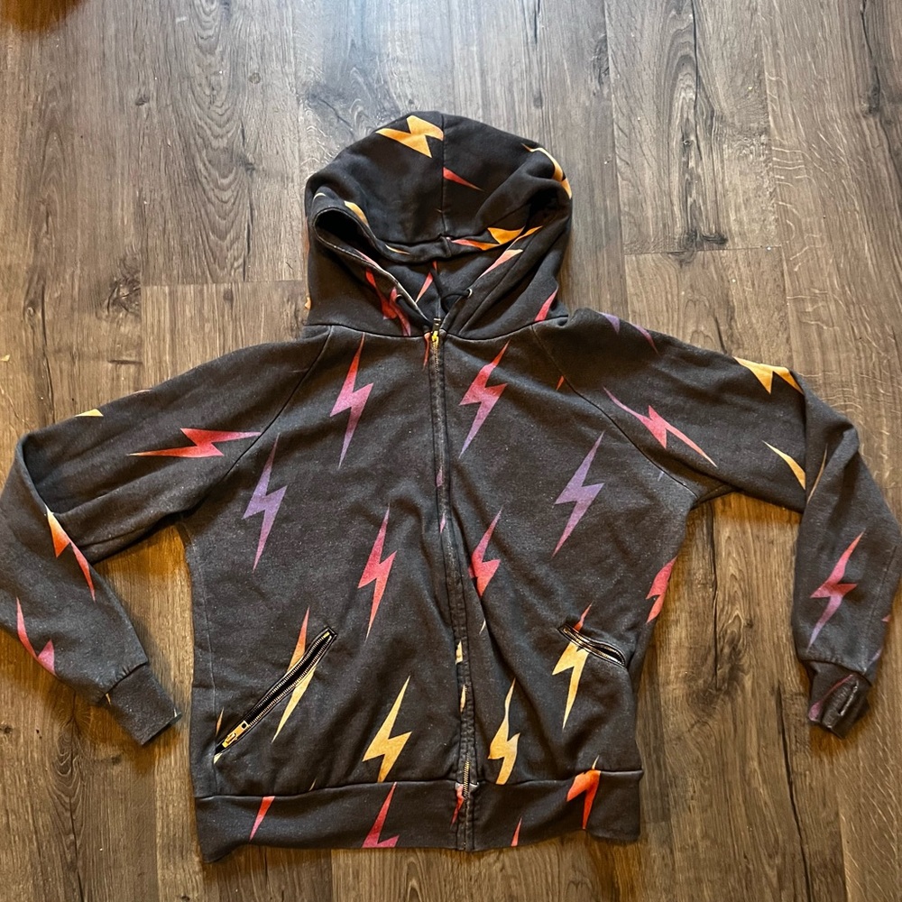BOLT REPEAT RELAXED ZIP HOODIE WITH POCKET ZIPPERS